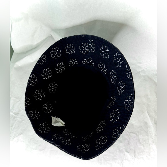 Tween Embroidered White & Black Floral Bucket Hat - Picture 5 of 15